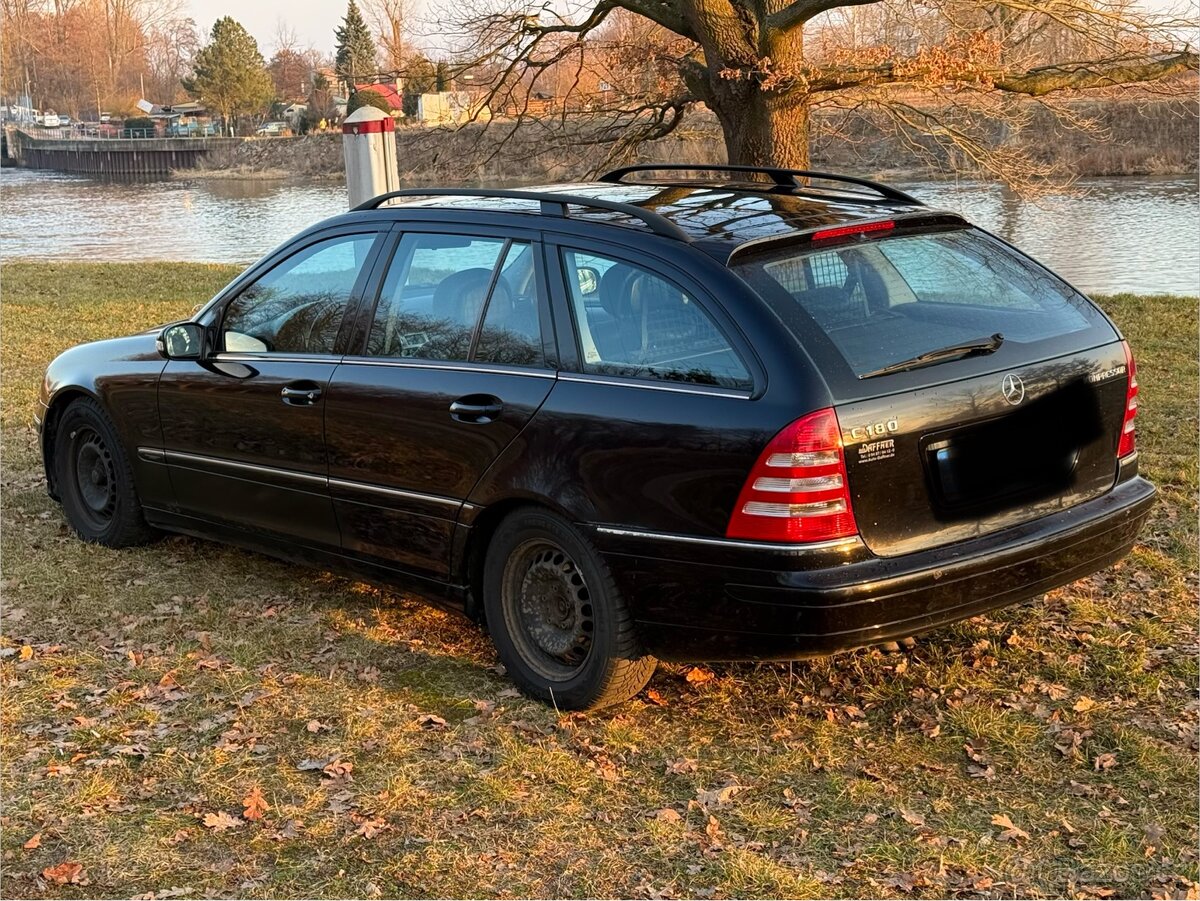 Mercedes-Benz W203 - 8