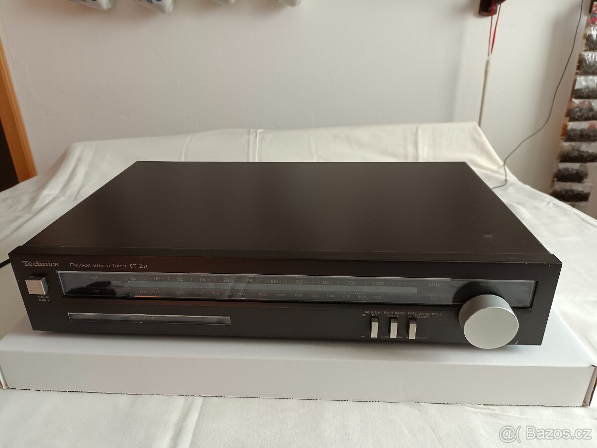 Technics ST-Z11 a M 205 - 8