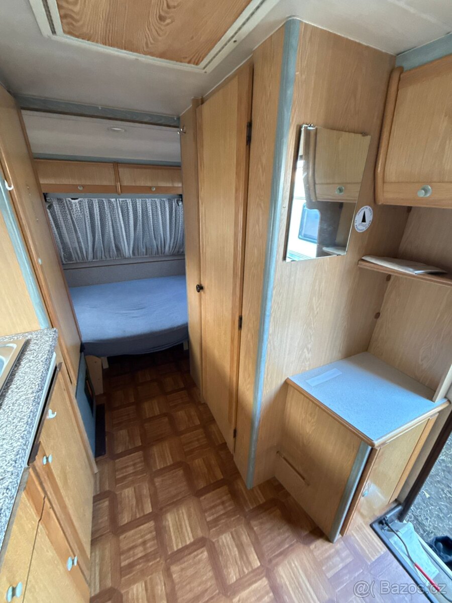 Prodám karavan tebbert - 8