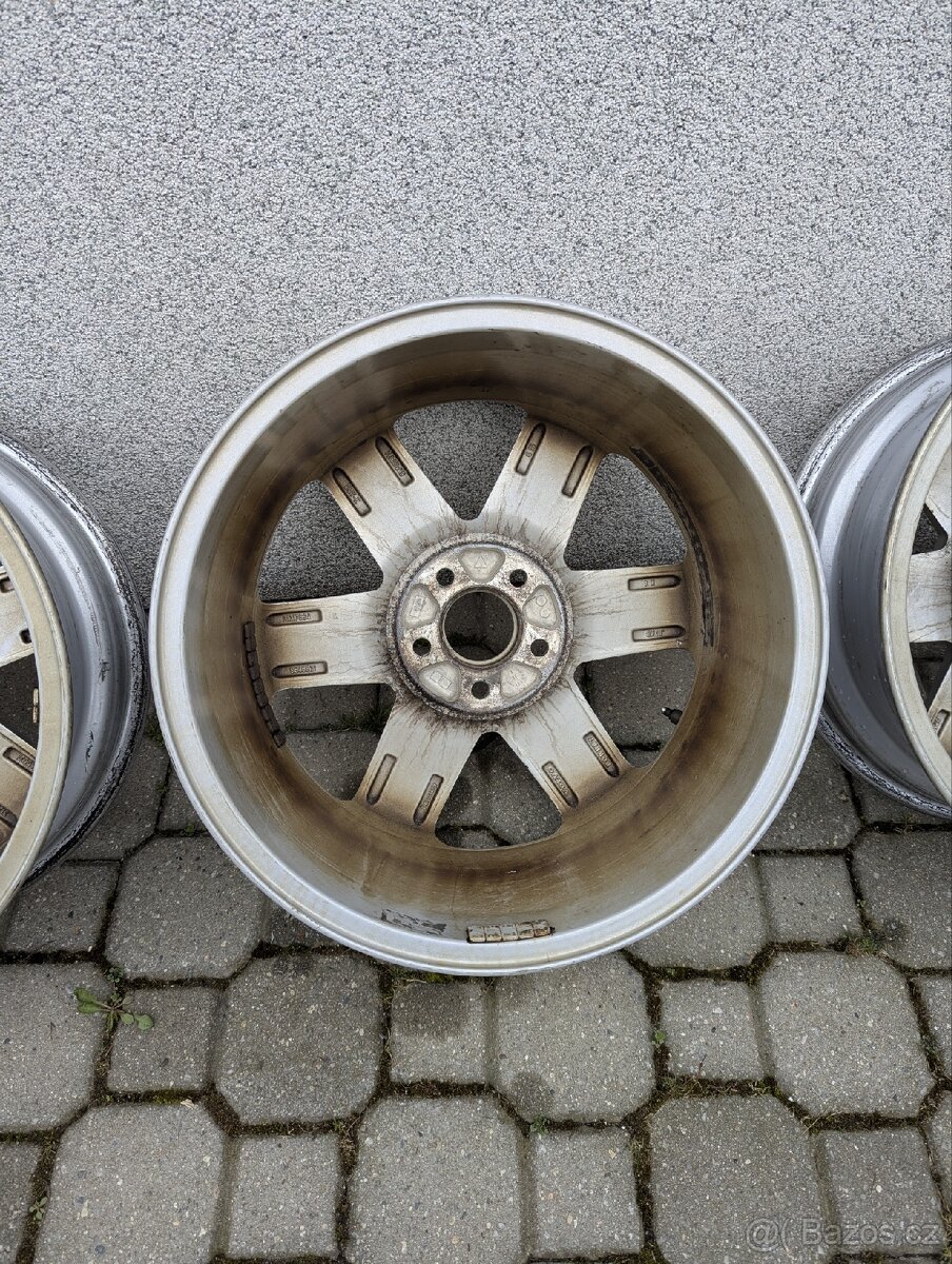 ALU disky 17" na Volvo - 8
