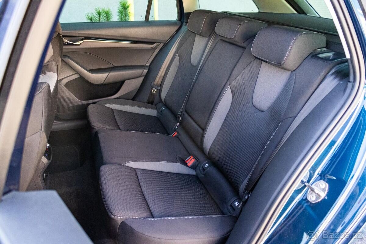 Škoda Octavia Combi 1.0 TSI Tour - 8