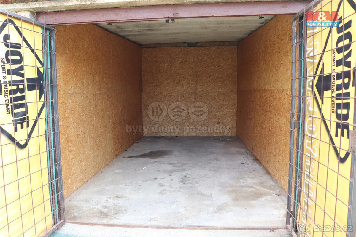 Prodej garáže, 18 m², Praha, ul. Novobohdalecká - 8