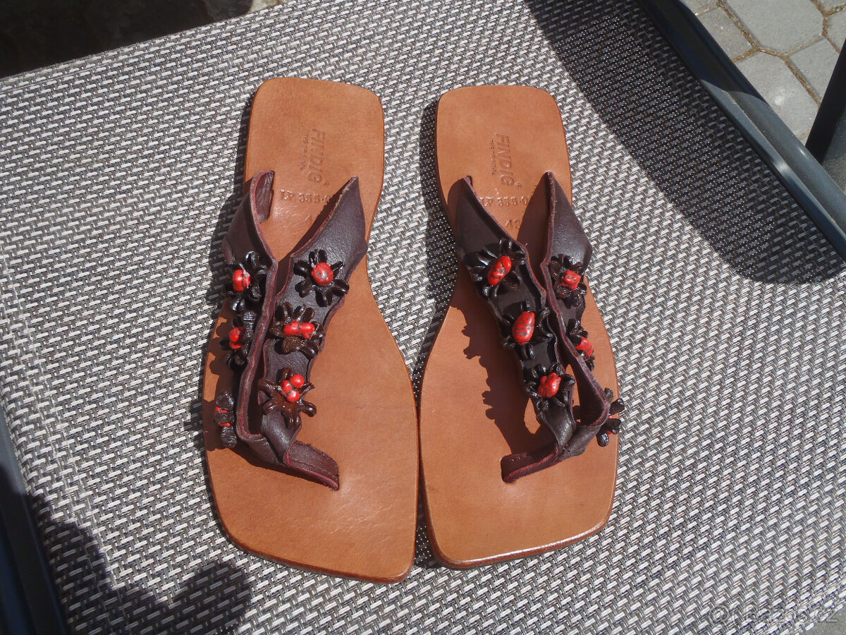 Prodám dámské kožené sandály - 8