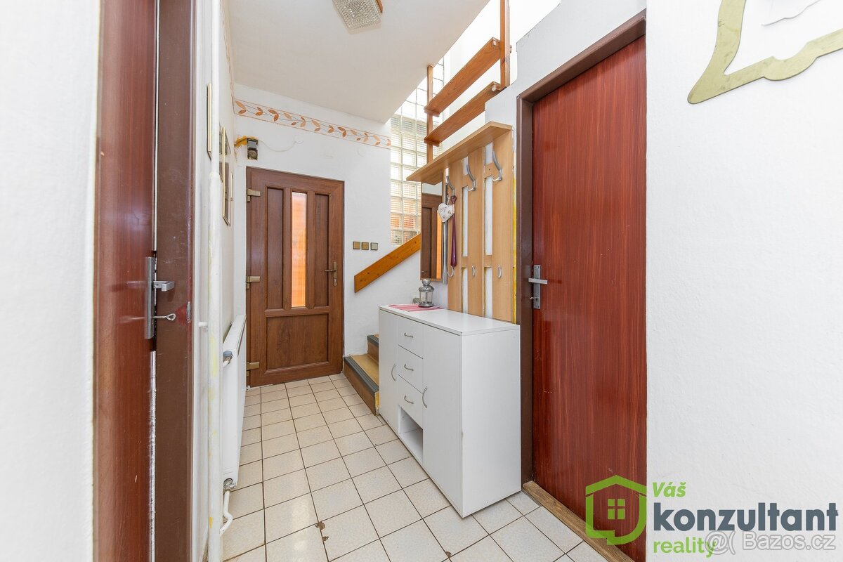 Prodej rodinného domu 4+1 s možností půdní vestavby – Tišno - 8
