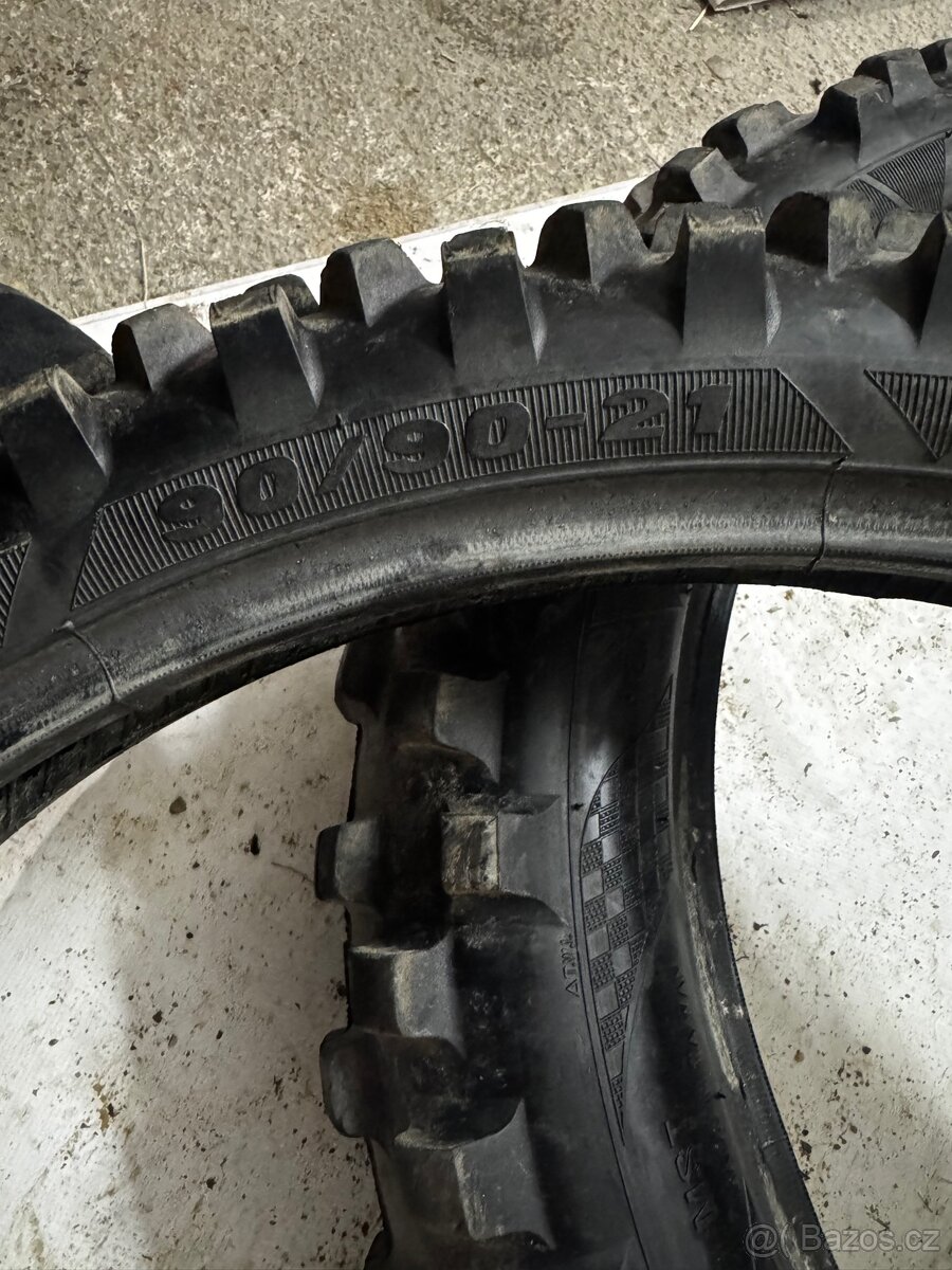 Prodám sadu enduro pneu - 8