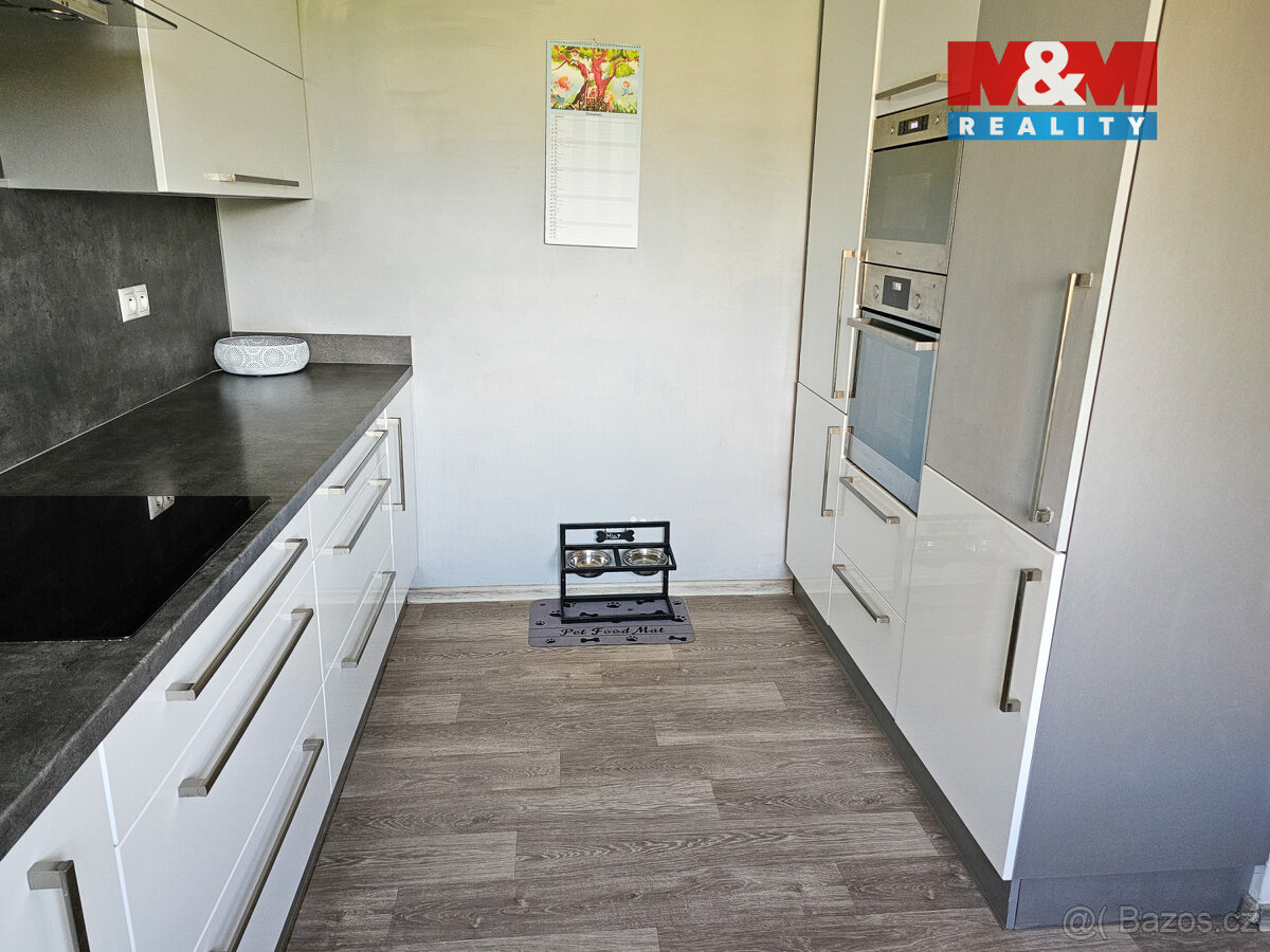 Prodej rodinných domů 5+1 a 2+1, 250 m², Bolatice - 8