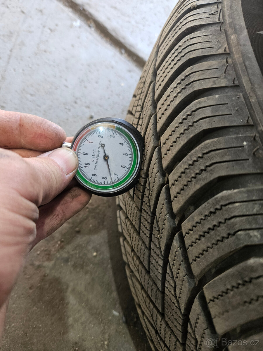 Sada disku 5x139,7mm s pneu 205/70/15 - Jimny - 8