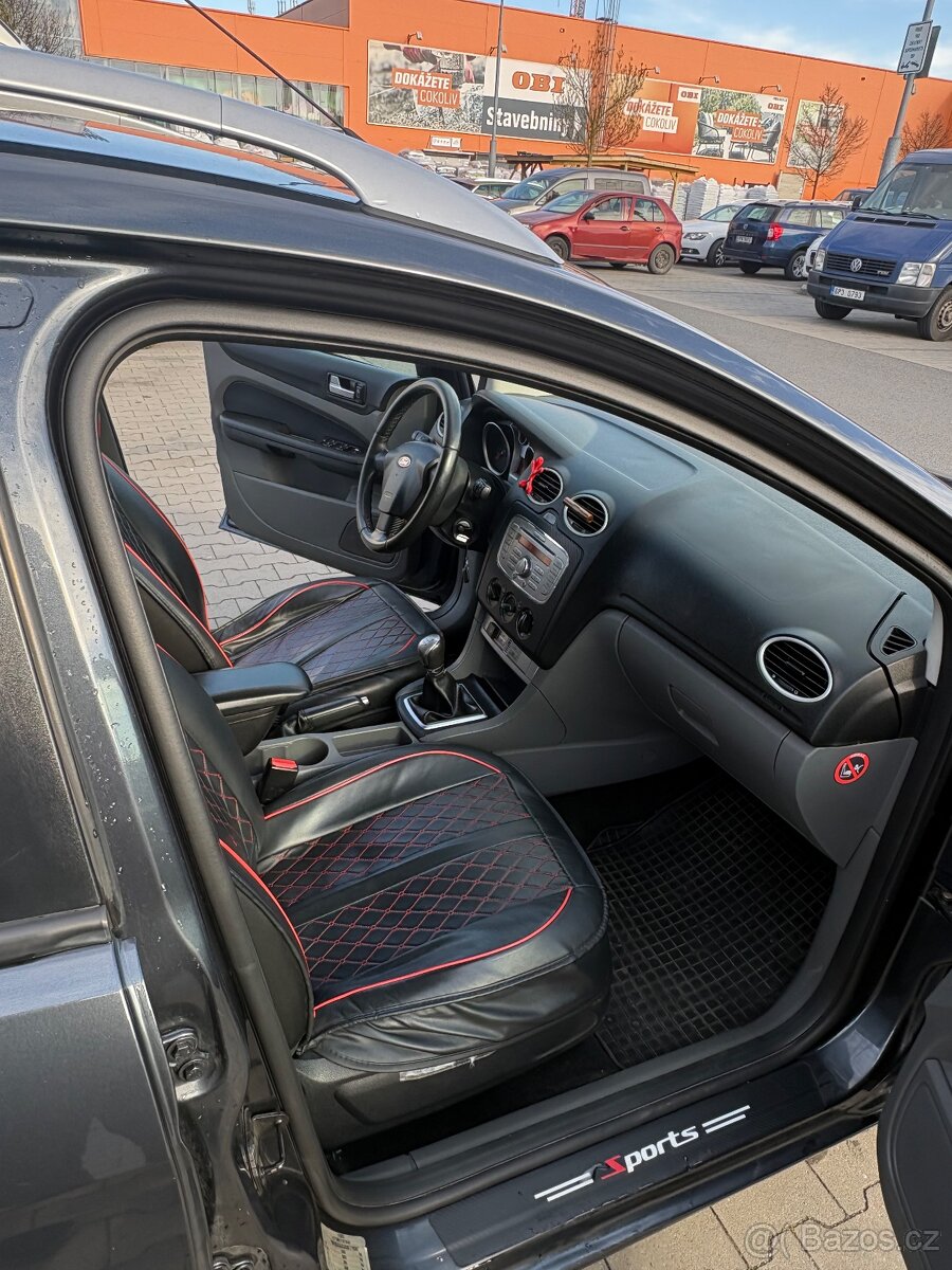 Ford Focus - 8