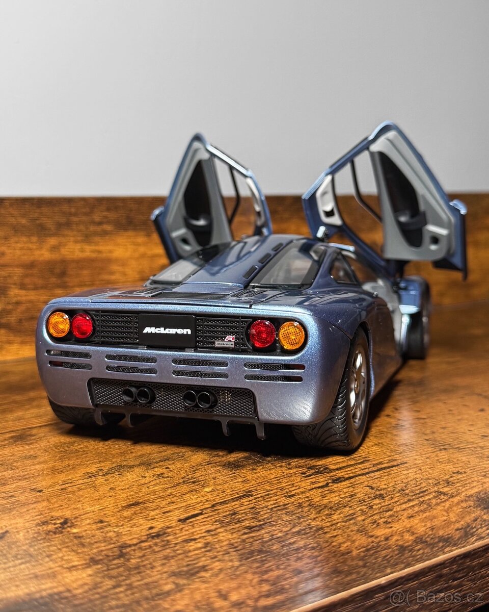 LCD Models - McLaren F1, Ice Blue, 1:18 - 8