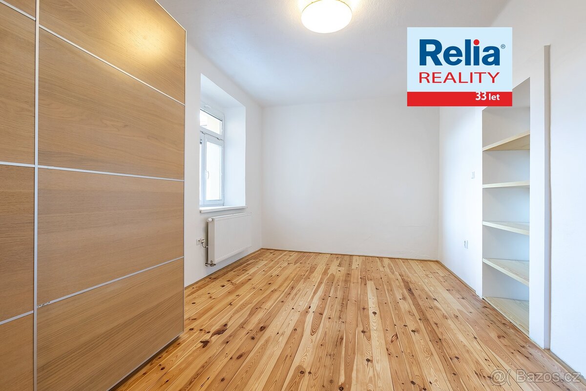 Krásný cihlový byt 3+kk 107 m², Pardubice (ul. Havlíčkova) - 8