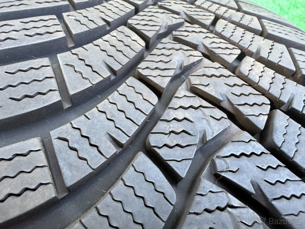 Alu kola Mercedes 5x112 R18 C class zima MSW - 8