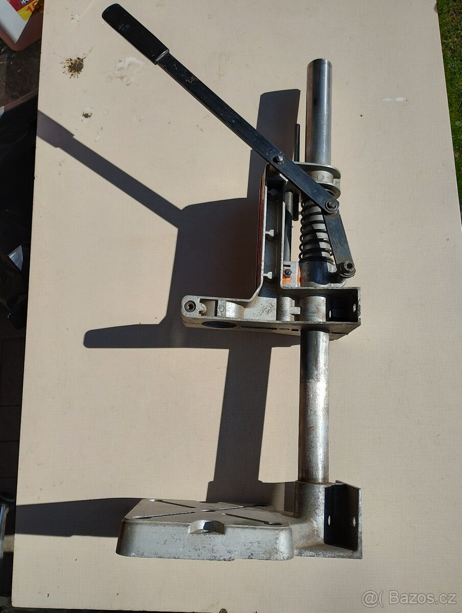Stojan na vrtačku SU43 - 8