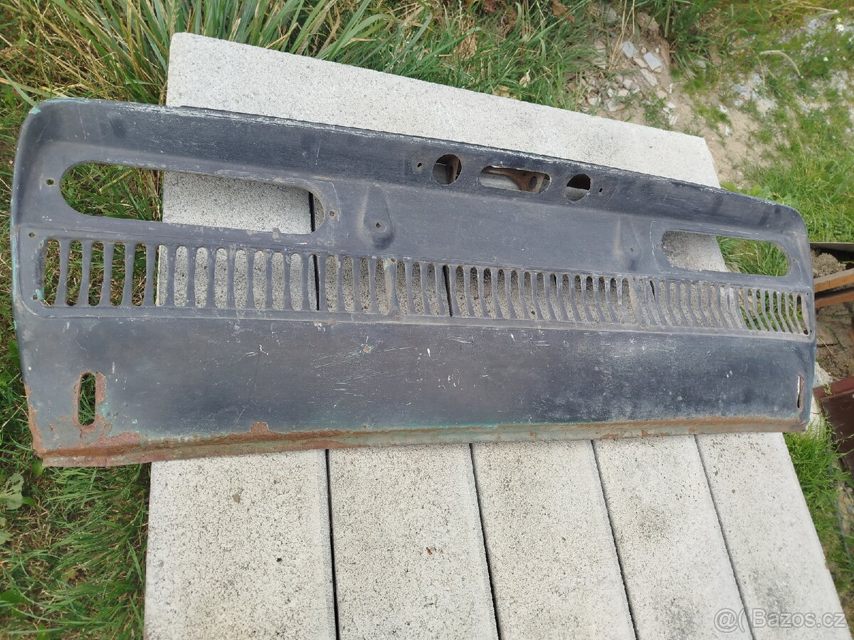 Zadní čelo na Škoda 100/110 - 8