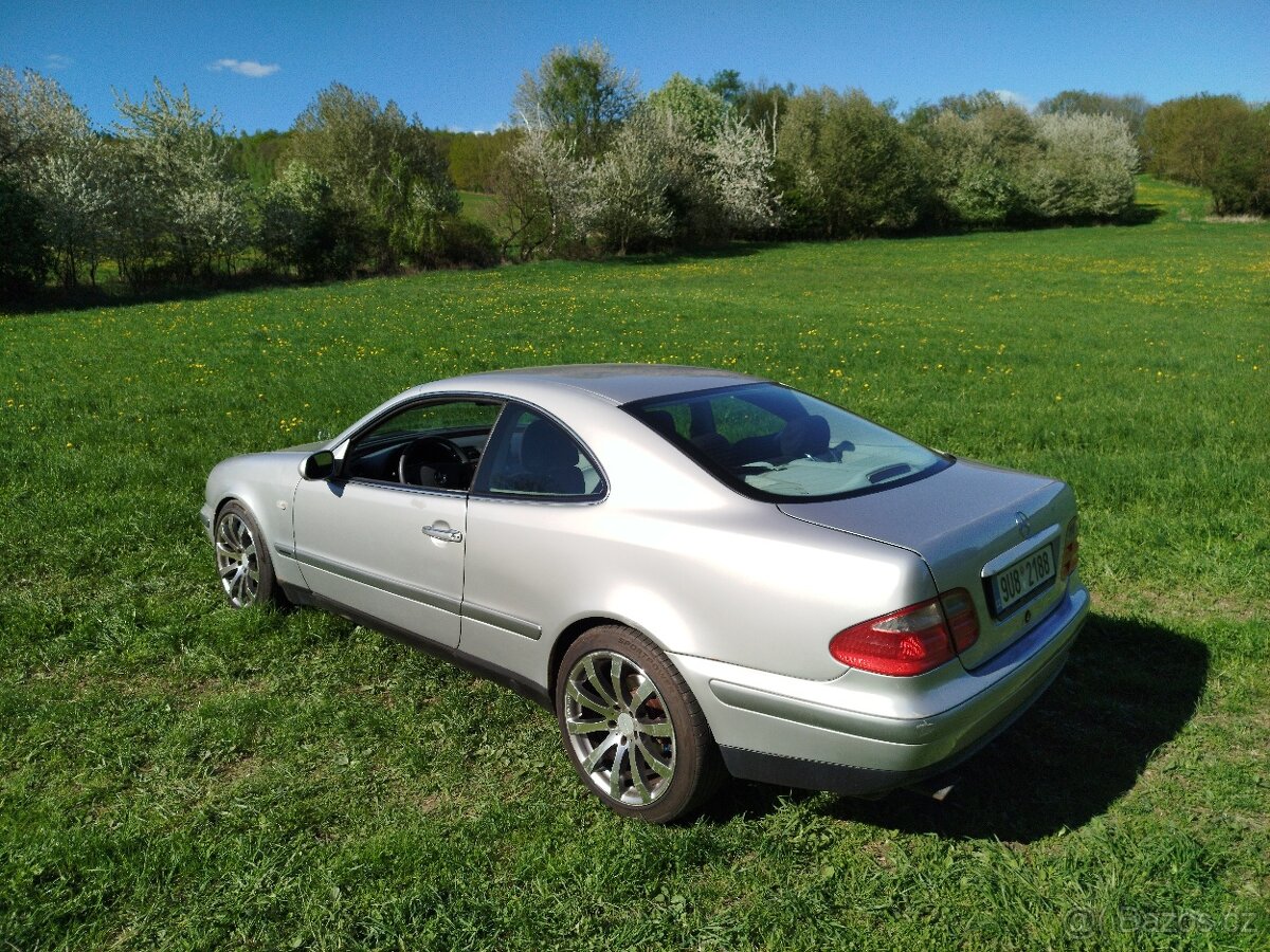 Mercedes-Benz CLK W208 - 8