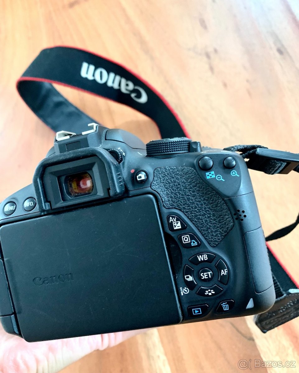 Fotoaparát Canon EOS 700D - 8