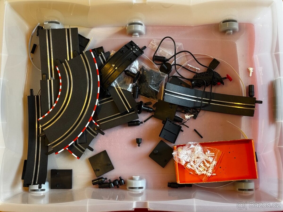 Autodráha Carrera Go - sada, 2 auta - 8