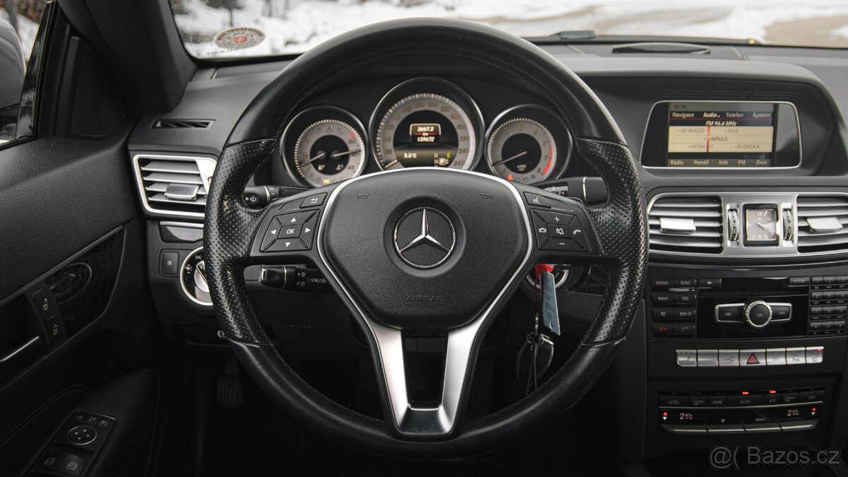 Mercedes-Benz Třídy E, E200 Kupé 2,0/135kW - 8