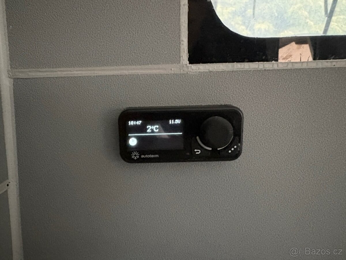 Rybářská loď Hammer 590C , Rybářský člun s kajutou - 8