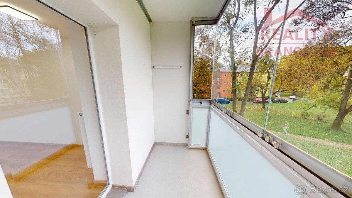 Prodej bytu v os. vl. s lodžií, 2+1, ul. Šponarova - 8