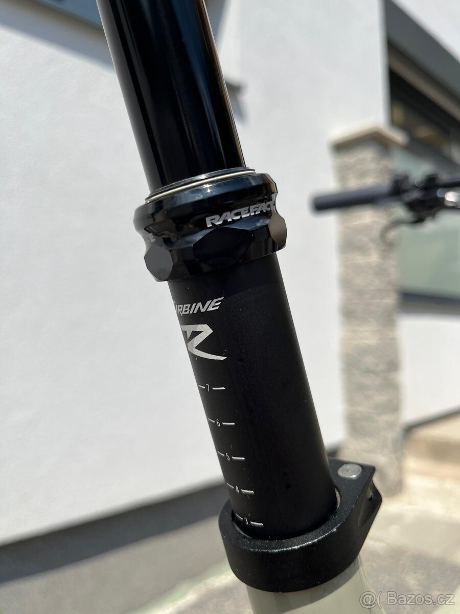 Karbonové elektrokolo velikost M, jako nové - 8