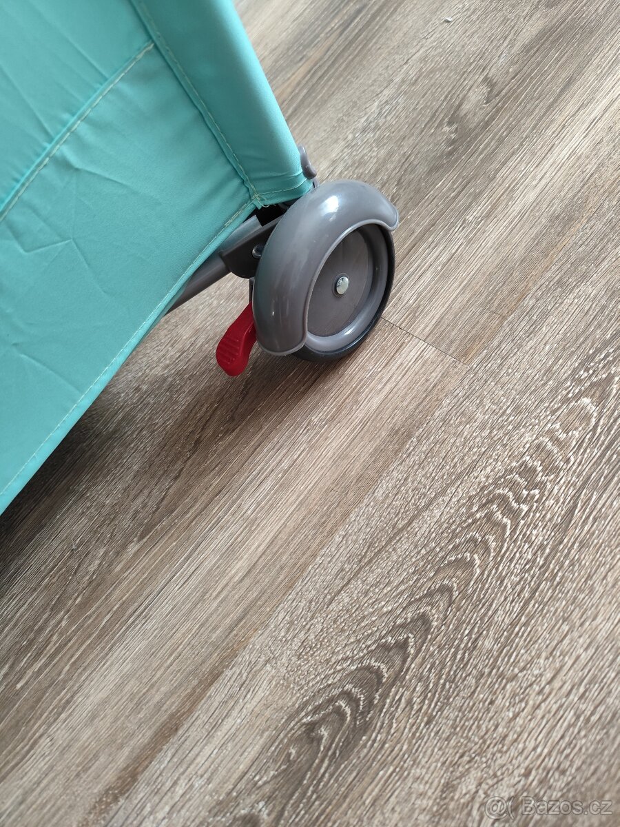 Cestovní postýlka - 8