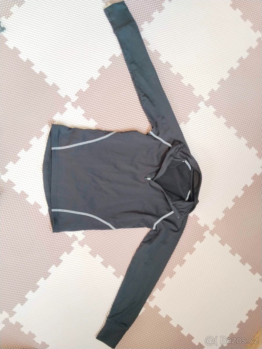 mikiny na dítě cca 10 let - 8