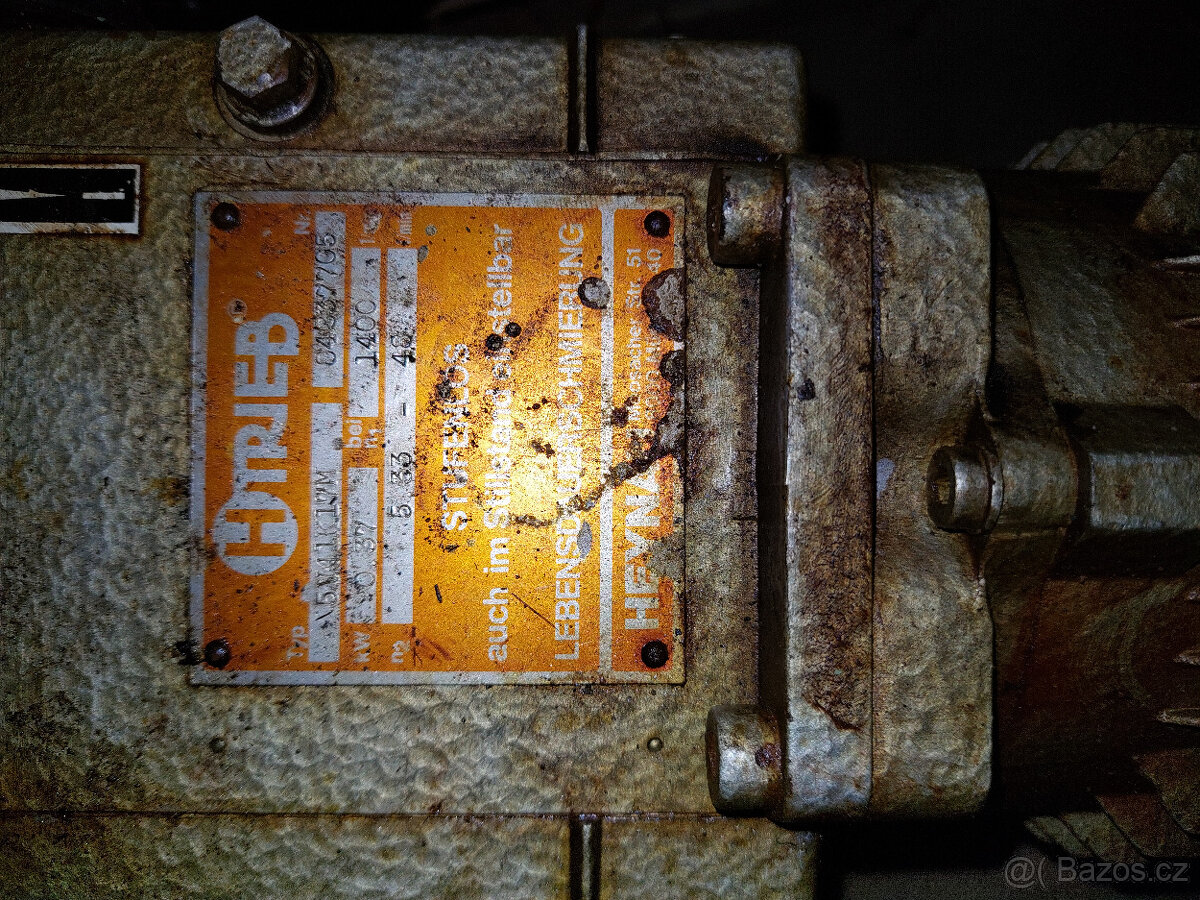 Prodám motory s převodovkou. - 8