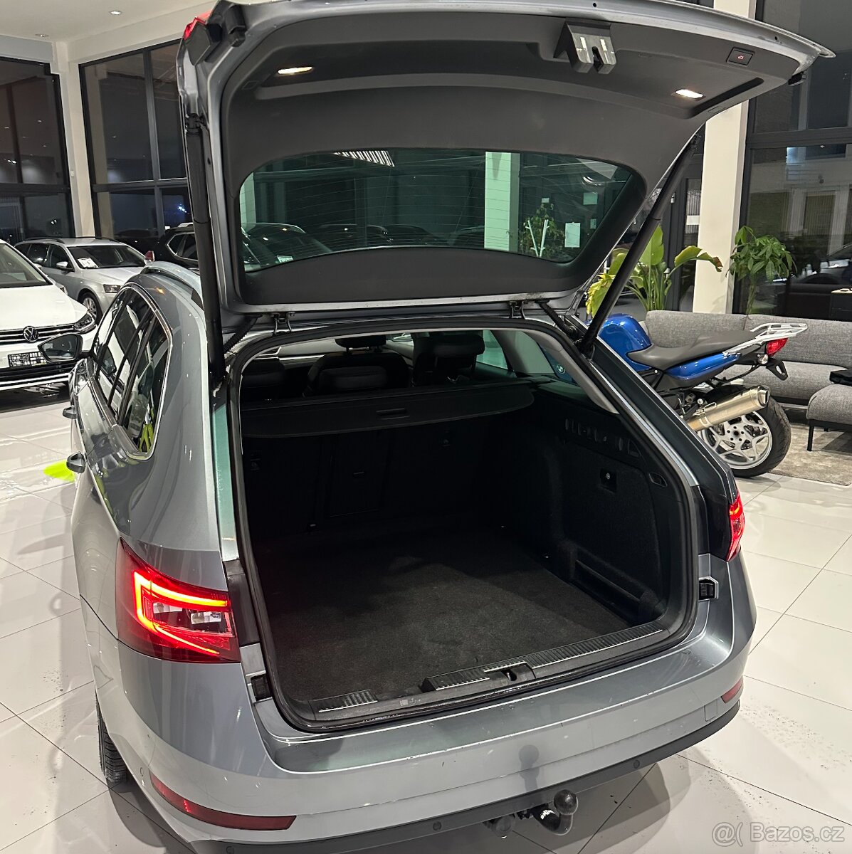 Škoda Superb, 1.6 TDI - Laurent&Clement DPH - 8