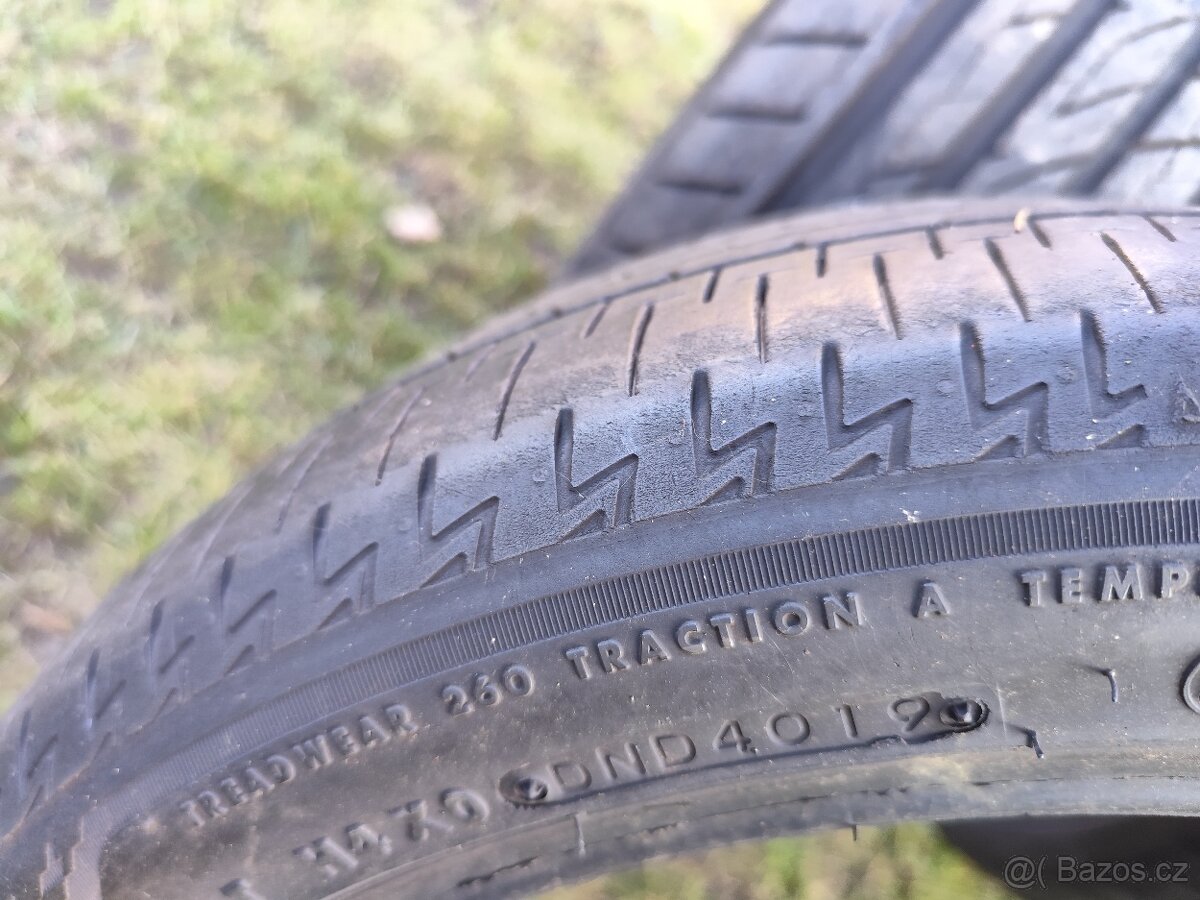 Letní pneu 215/45/18 - 8