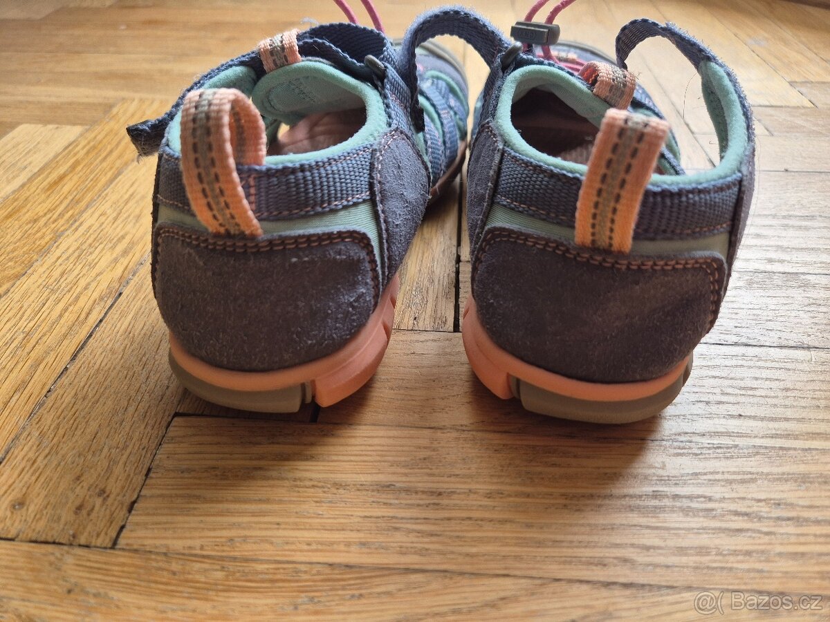 Sandály Keen Seacamp 32/33 top stav - 8