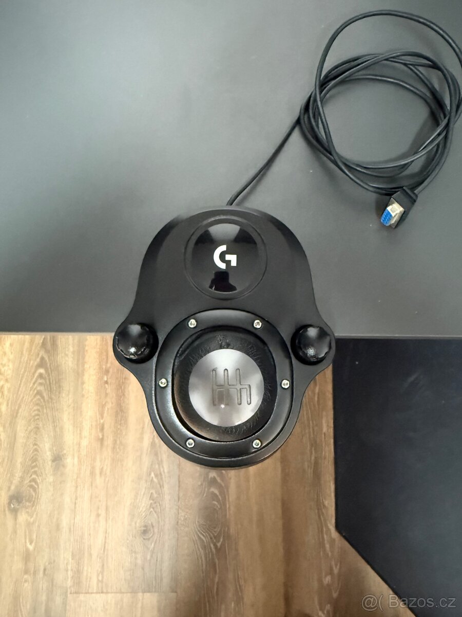 Logitech G923 + pedály + řadička - 8