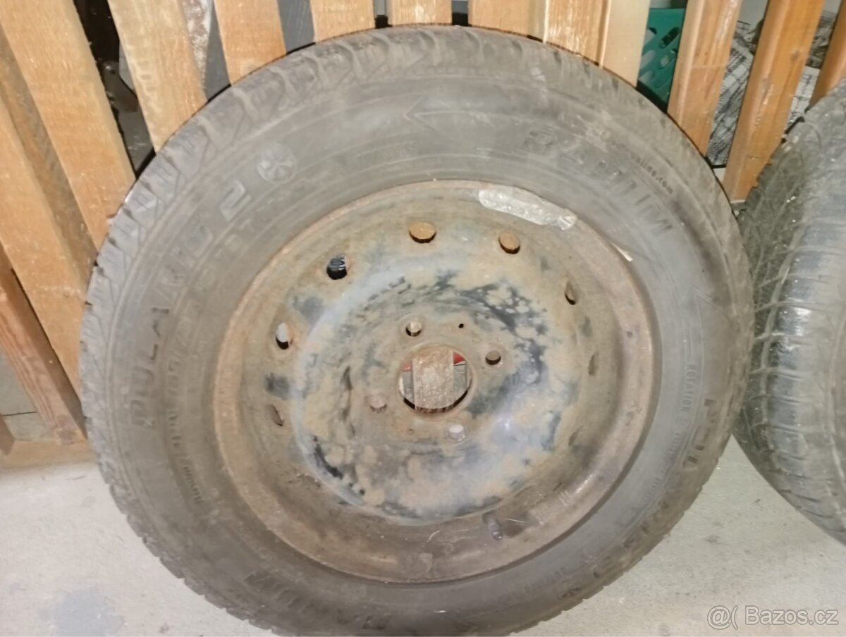 Zimní kola 165/70/R13 - 8
