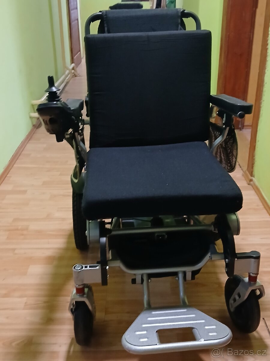 Elektrický invalidní vozík - 8