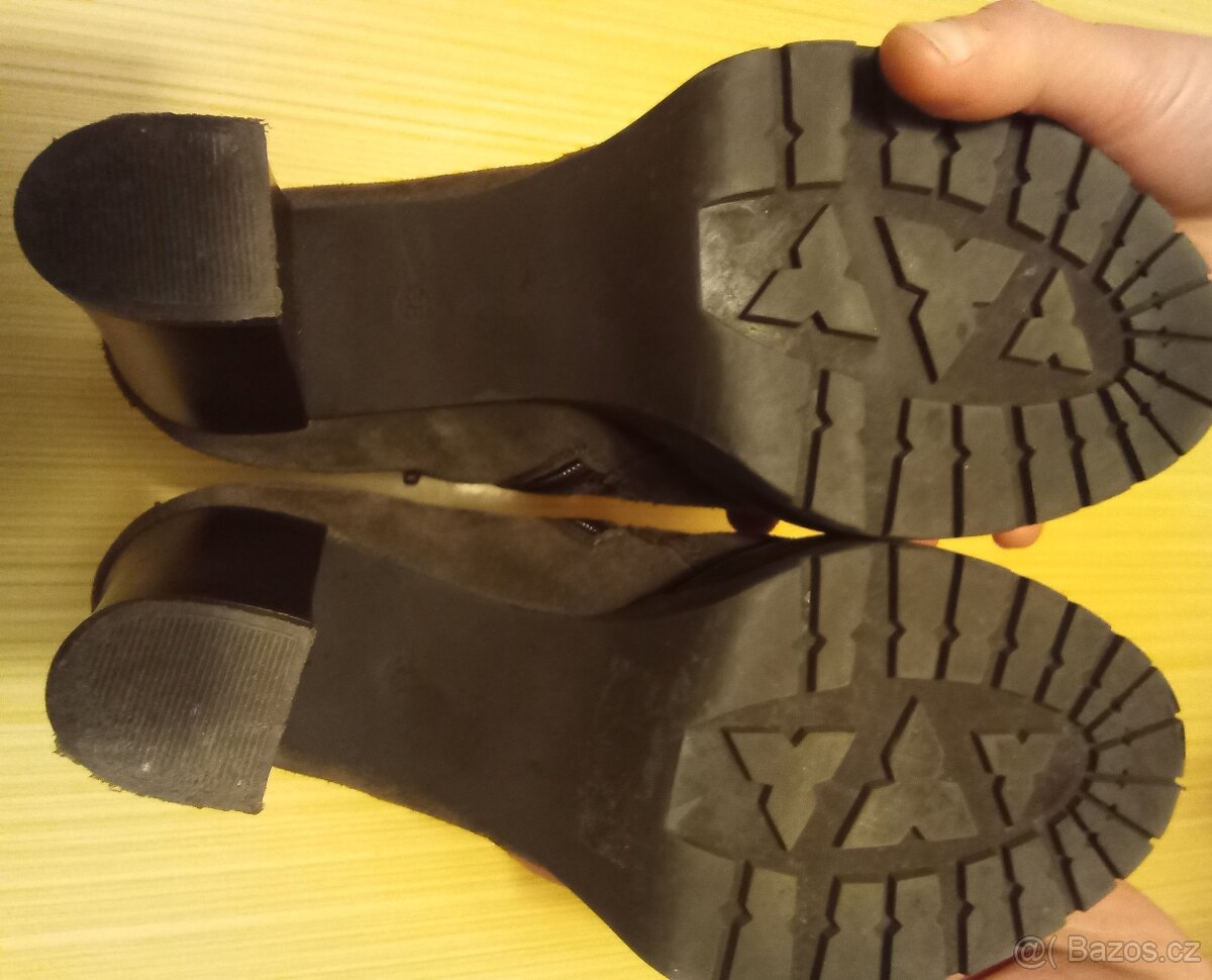 Semišové boty, velikost 38 - 8