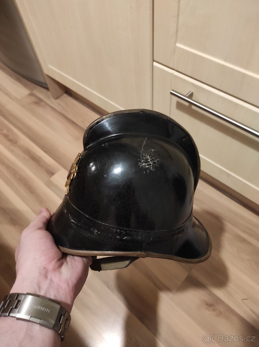 Hasičská helma - 8