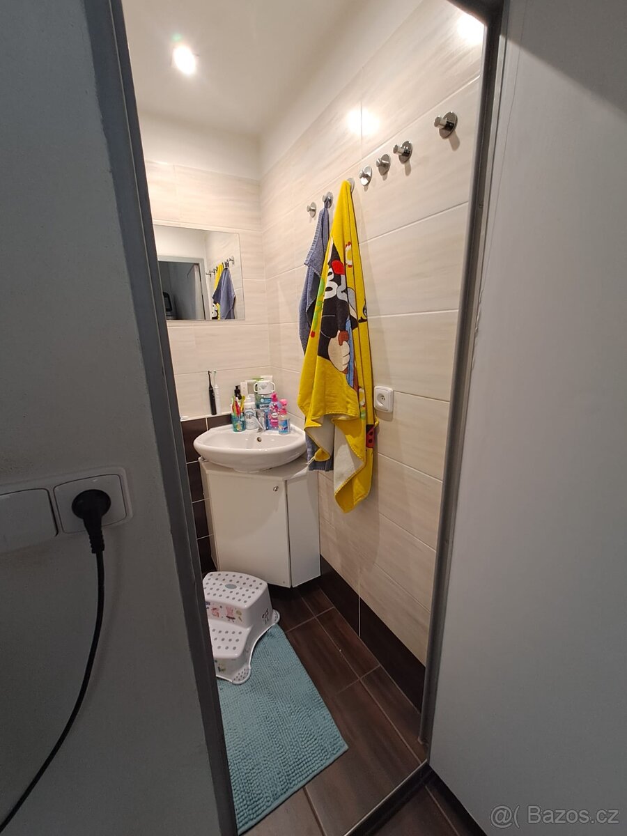 Pronájem 2+1 Vsetín Sychrov - 8