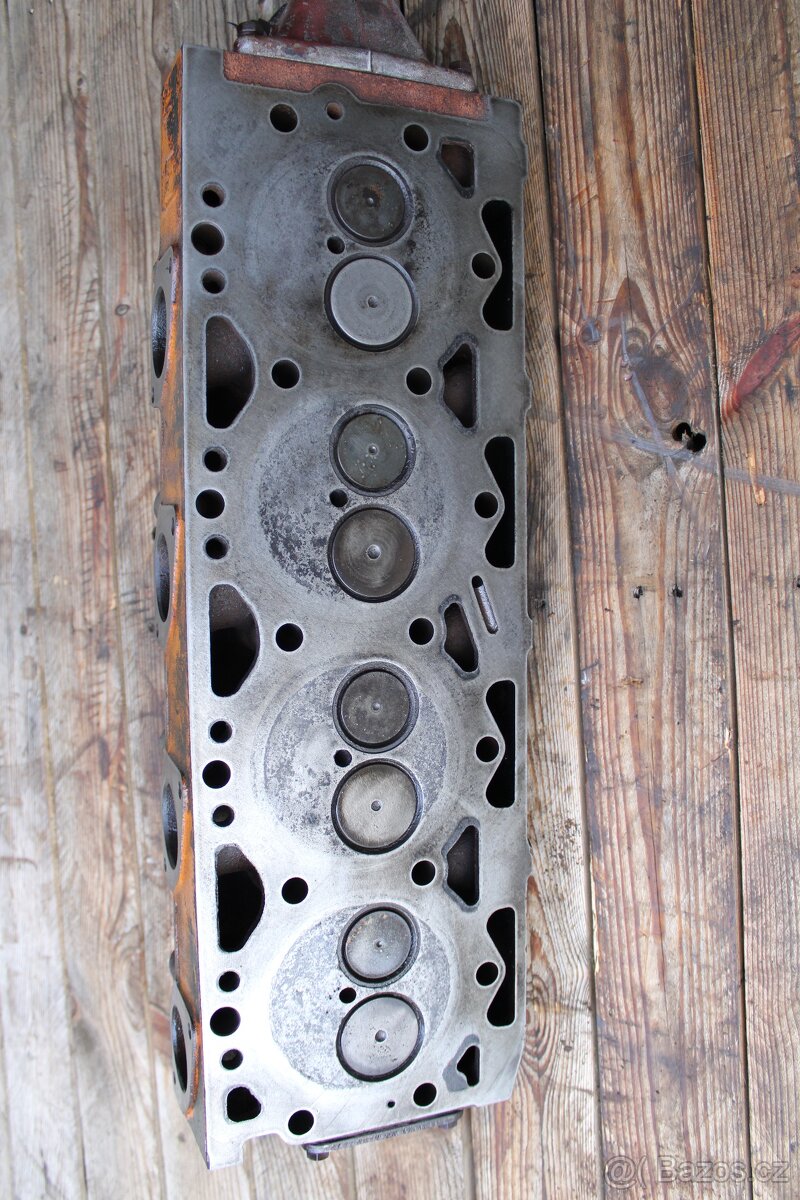 Zetor 8011 8111 10145 díly motoru - 8