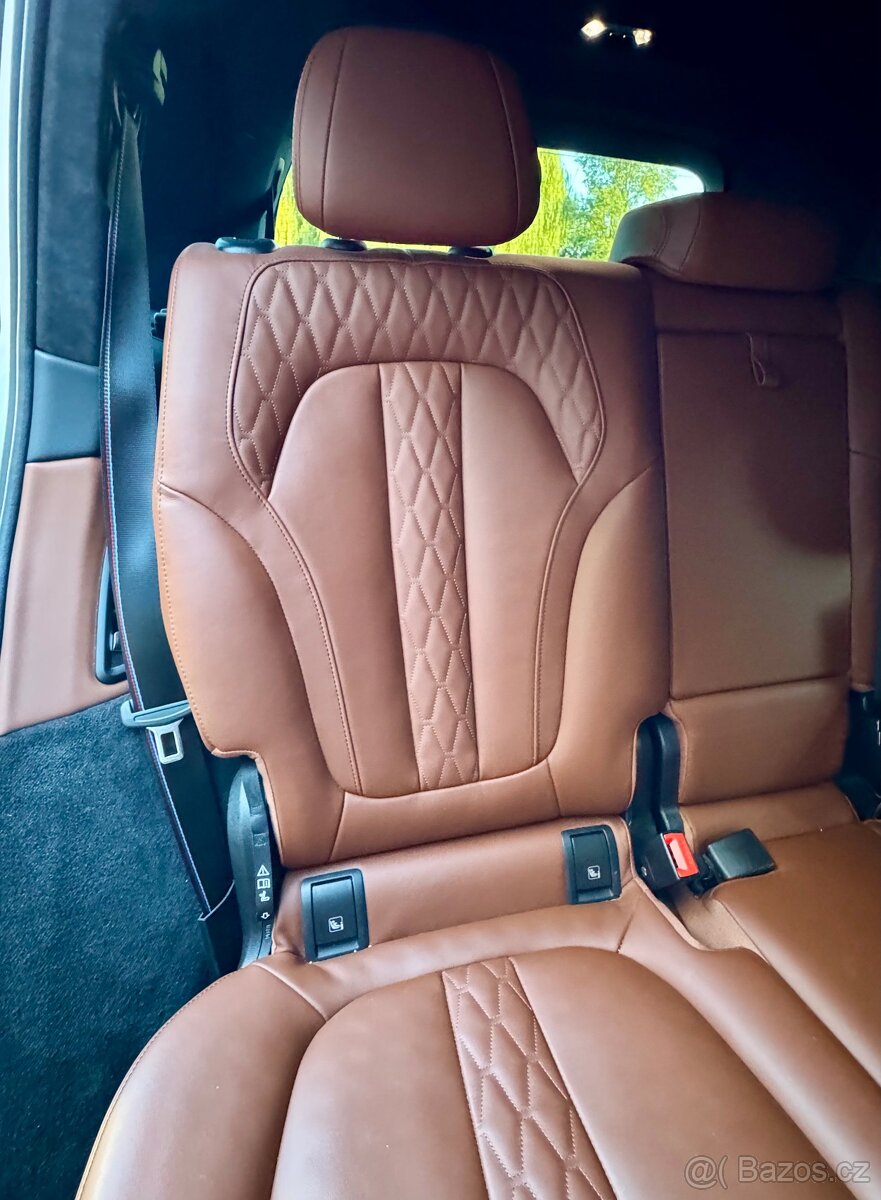 Prodám BMW X7 40d - 8