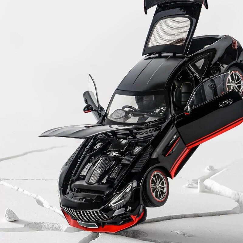 1:18 Mercedes Benz AMG GTR Model Light and Sound - 8