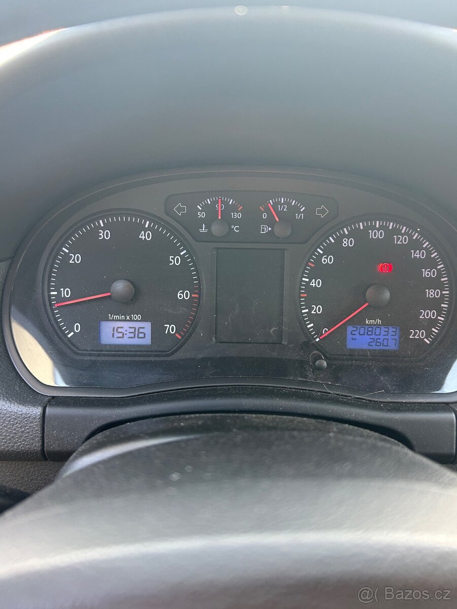 VW POLO 1.2 HTP 47KW - 8