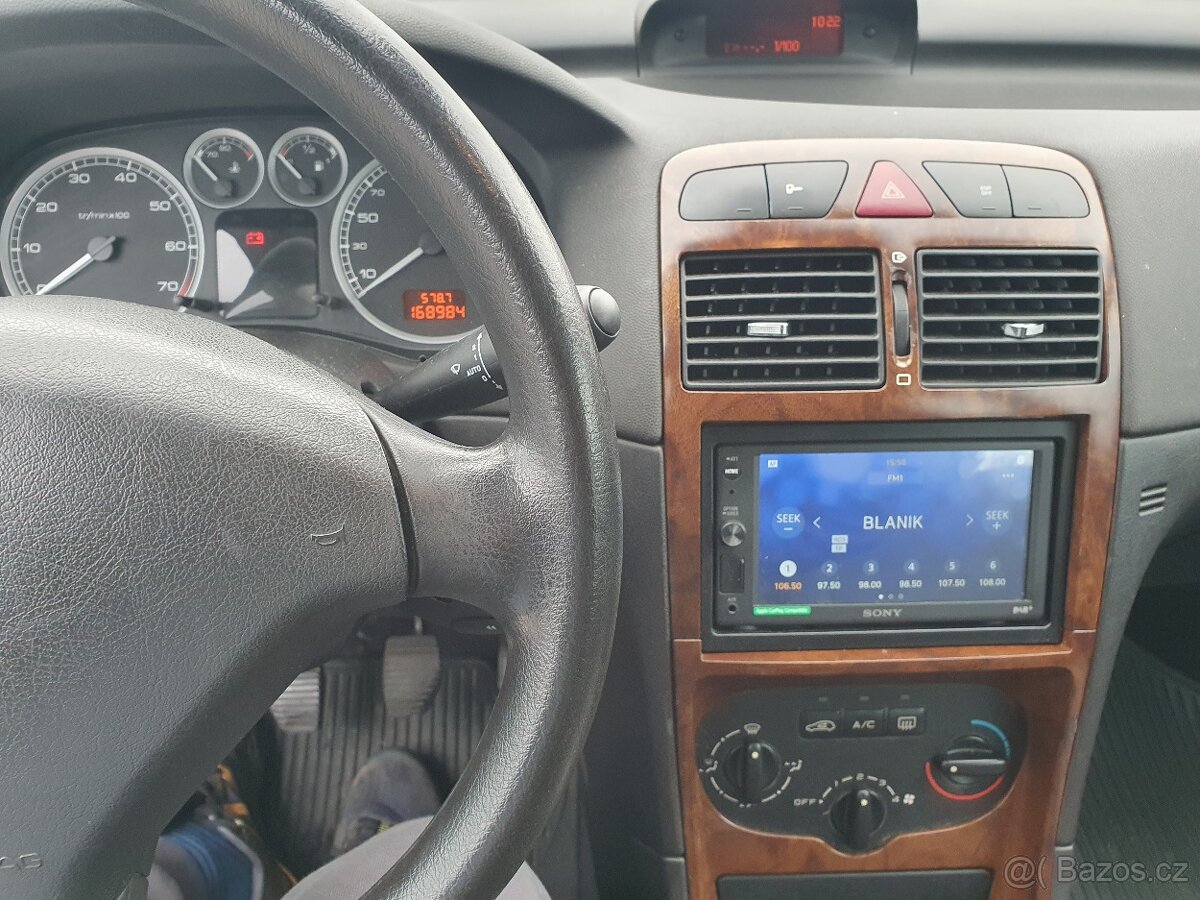 Peugeot 307 1.6i nová stk - 8