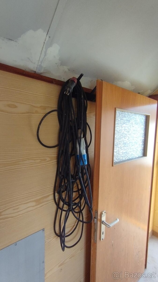 Pojízdná maringotka ALHO / 4x2.4m - 8