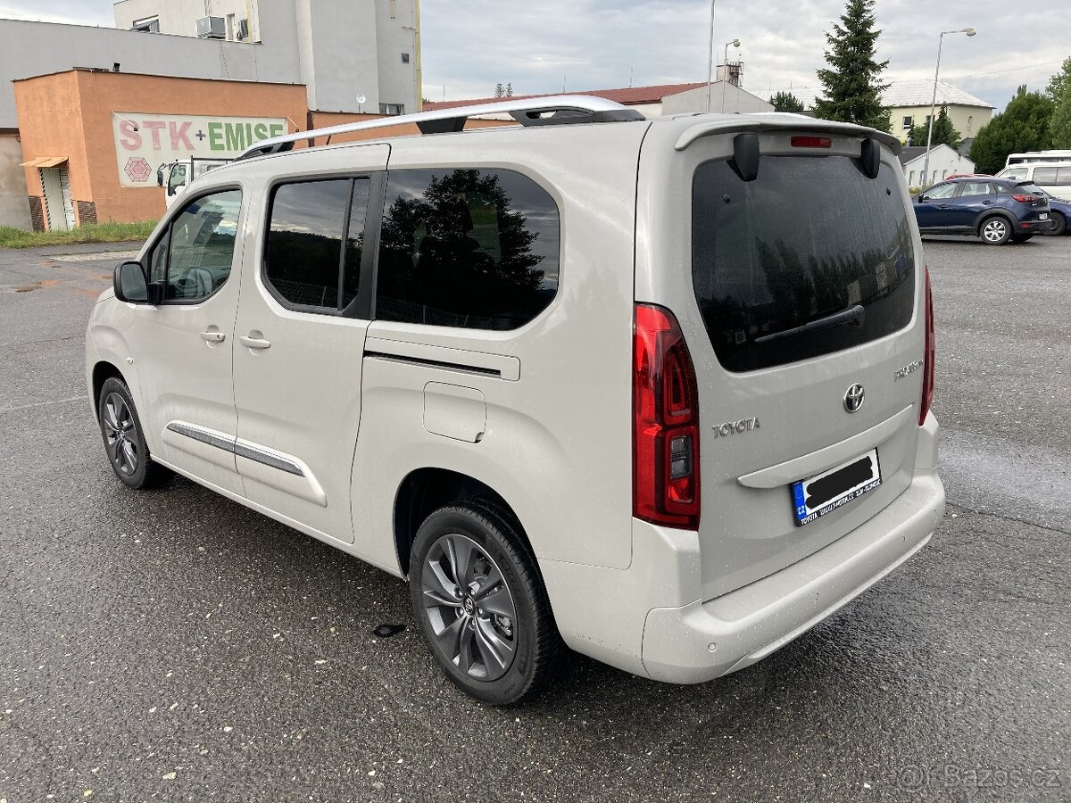 Toyota Proace City Verso-Long-7 míst-Man/1,5D/96kW-07/2022 - 8
