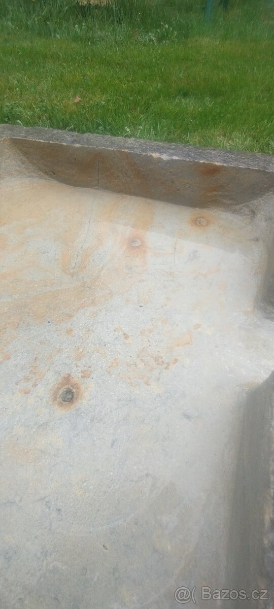 pískovec, odtokový žlab - 8