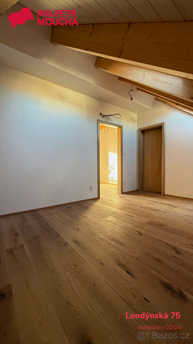 Světlý byt 2+kk s velkou terasou ve vrchním patře, Londýnská - 8