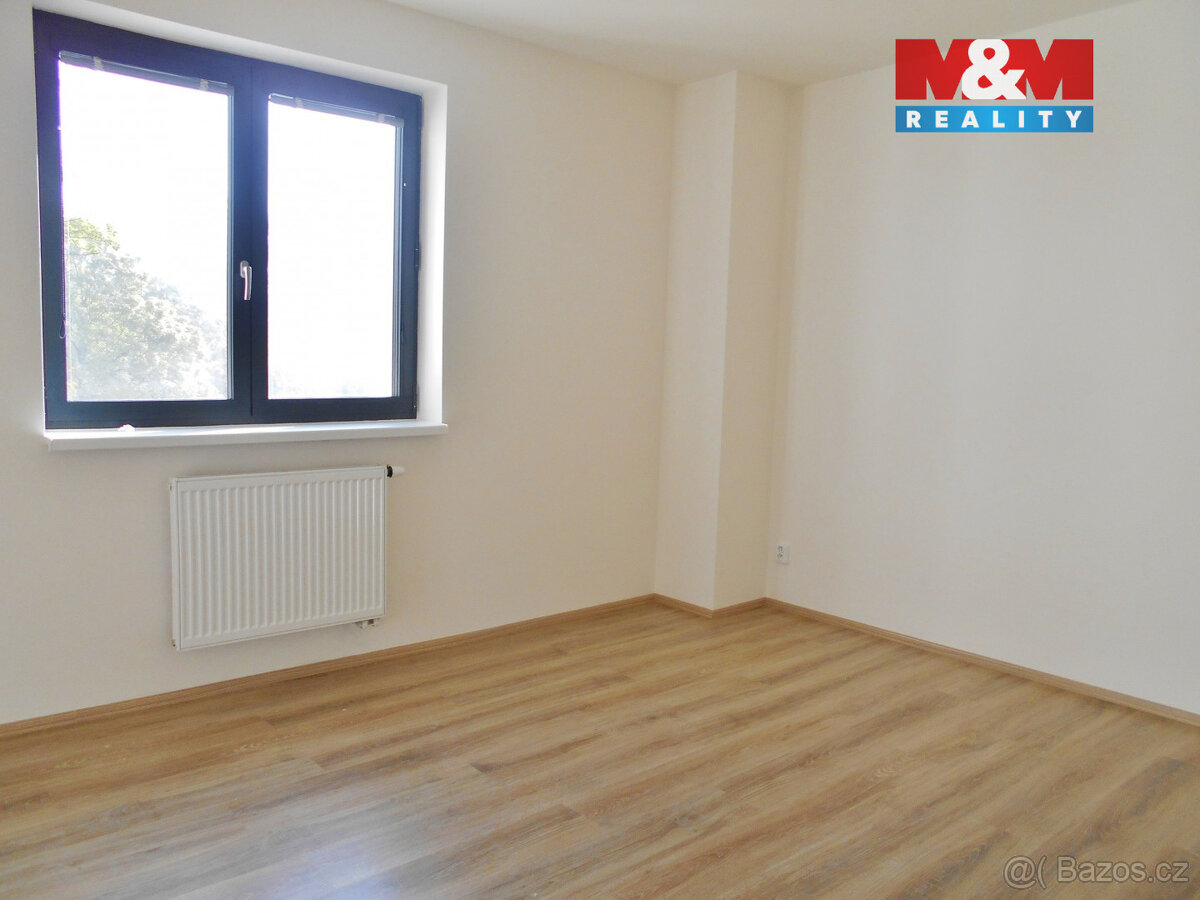 Pronájem bytu 2+kk, 56 m², Ostrava, ul. Ukrajinská - 8