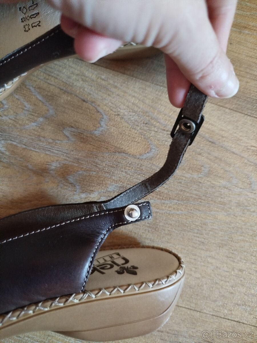 Nové sandály Rieker, vel. 40 - 8