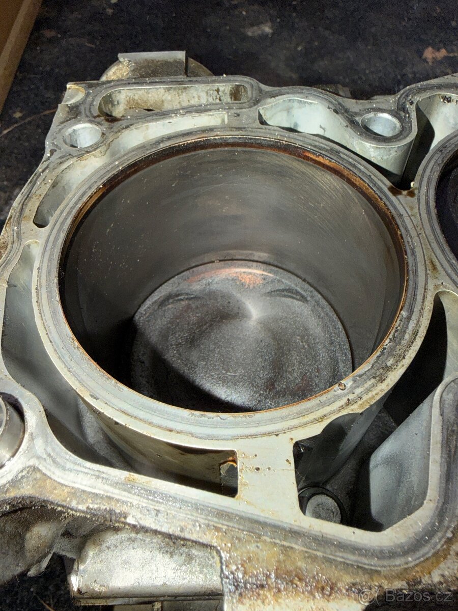 Short blok motoru WRX STI - 8