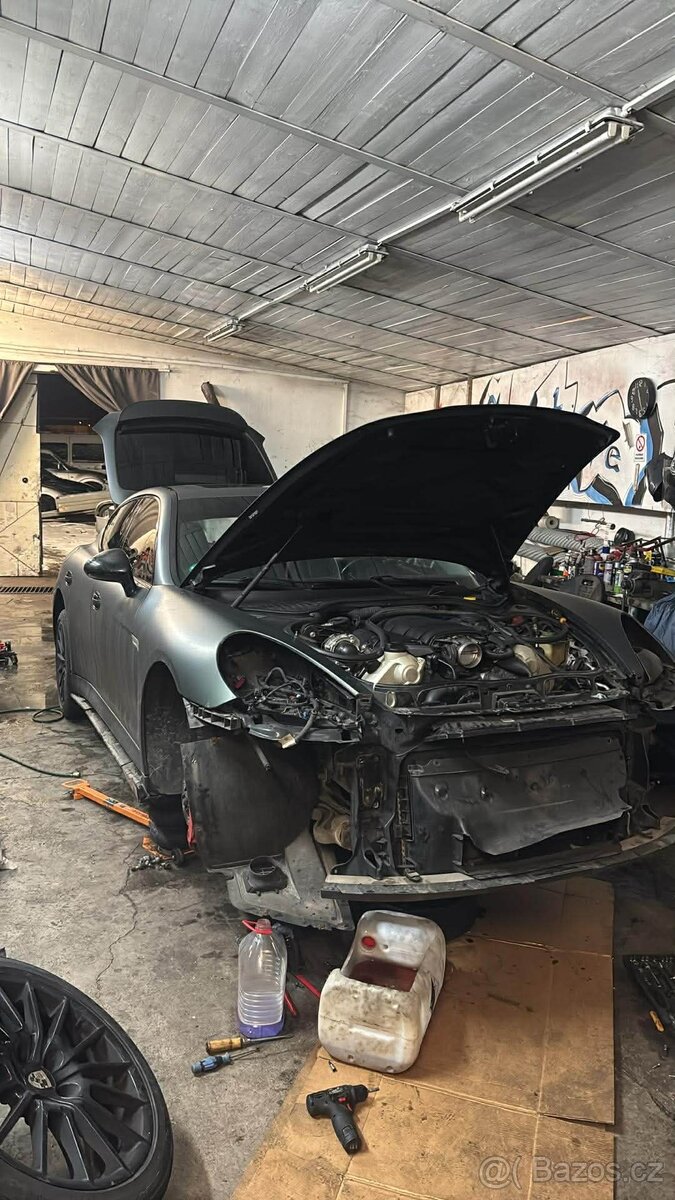 Porsche panamera 4s - 8