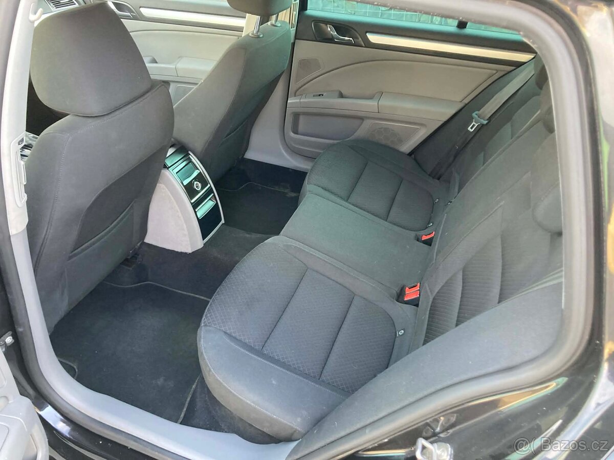 Škoda Superb 2.0 TDI DSG - 8